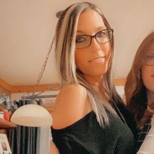 Meet your Posher, Candi